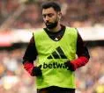 Gary Neville Geram, Bruno Fernandes Dinilai Keterlaluan Kritik Carrick