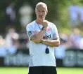 Hadapi Hamburg, Adi Hutter Konfirmasi Bakal Rotasi Pemain Frankfurt