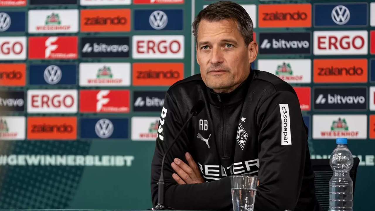 Hadapi Karlsruher, Alexander Blessin: Gladbah Bukan Tim Unggulan