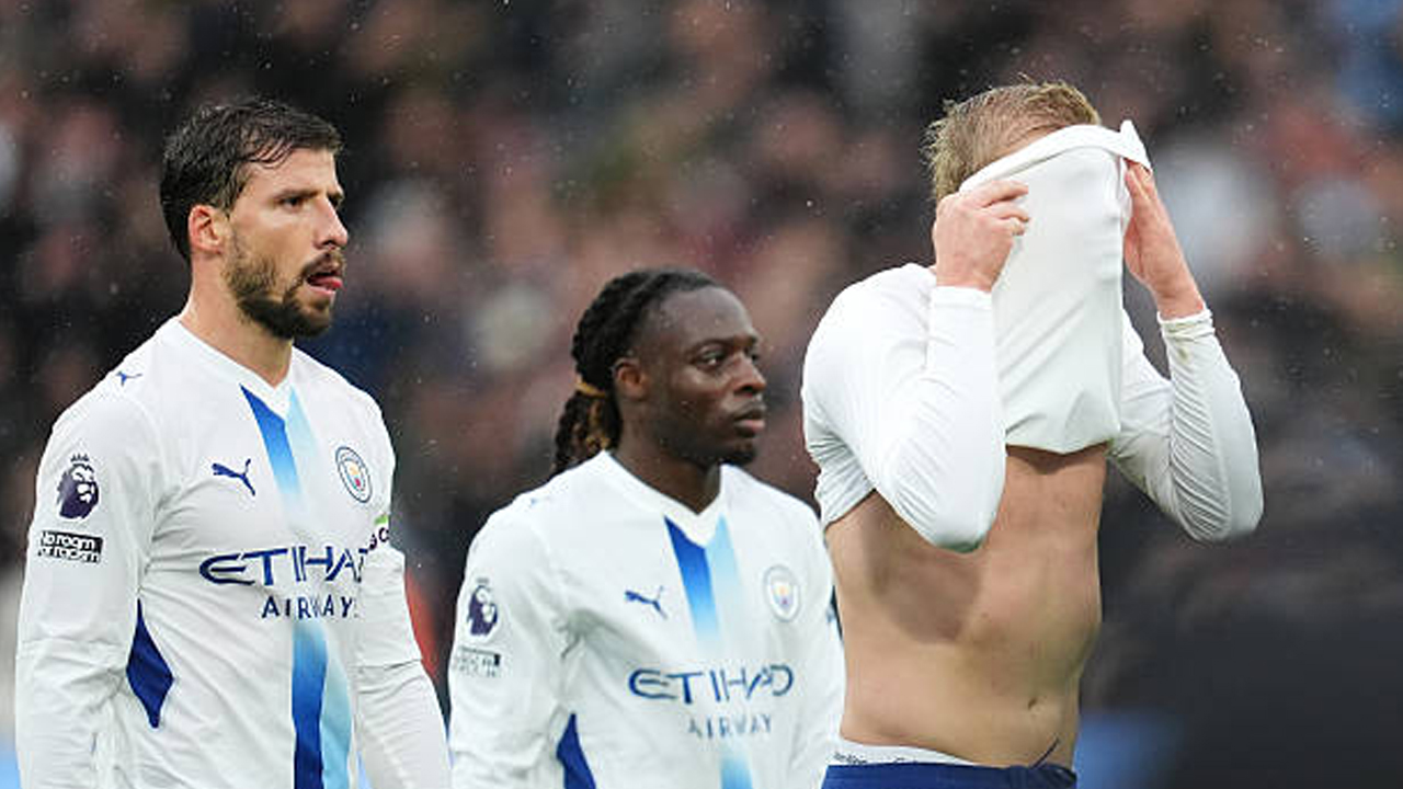 Kekalahan dari Aston Villa Buat Manchester City Gagal Pecahkan Rekor