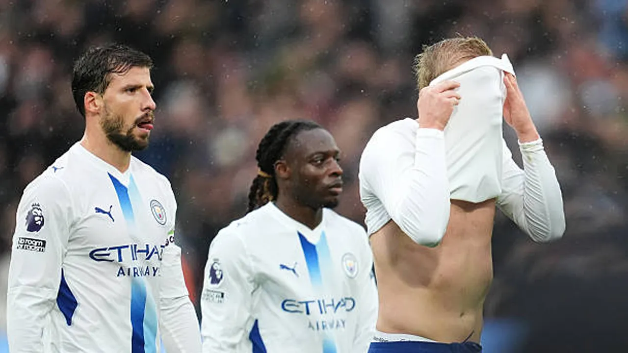 Kekalahan dari Aston Villa Buat Manchester City Gagal Pecahkan Rekor