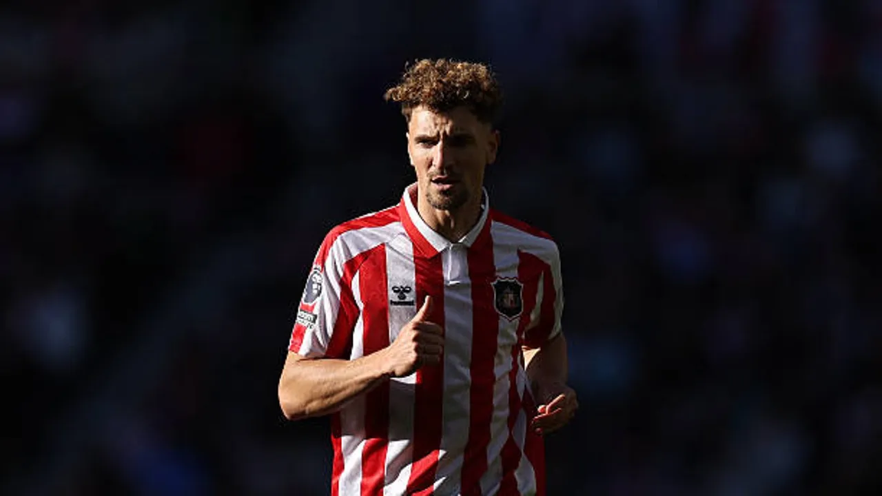 Regis Le Bris optimistis Thomas Meunier bisa tampil dari bangku cadangan Sunderland pada laga Carabao Cup