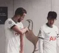 Son Berikan Pesan Istimewa Untuk Kane Usai Menangkan Ballon d’Or