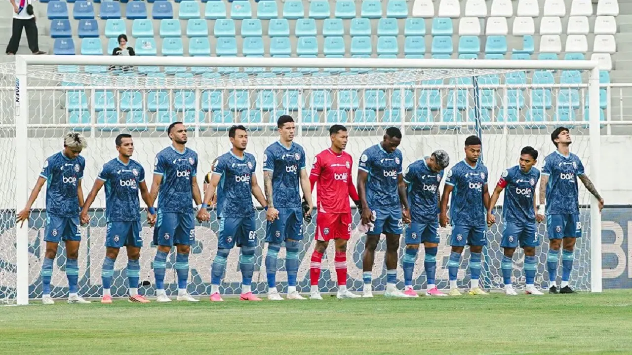 Skuat Arema FC di laga kontra Dewa United FC