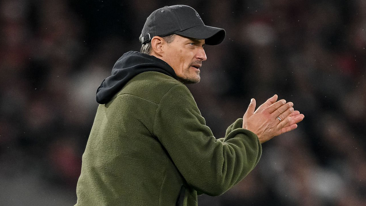 Usai Kalahkan Stuttgart, Alexander Blessin Bidik Hasil Positif di DFB Pokal