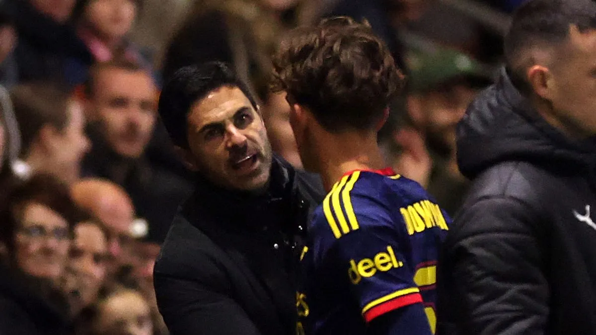 Arteta Ungkap Alasan Kemarahan Dowman Usai Kartu Merah - sumber: (footballlondon)