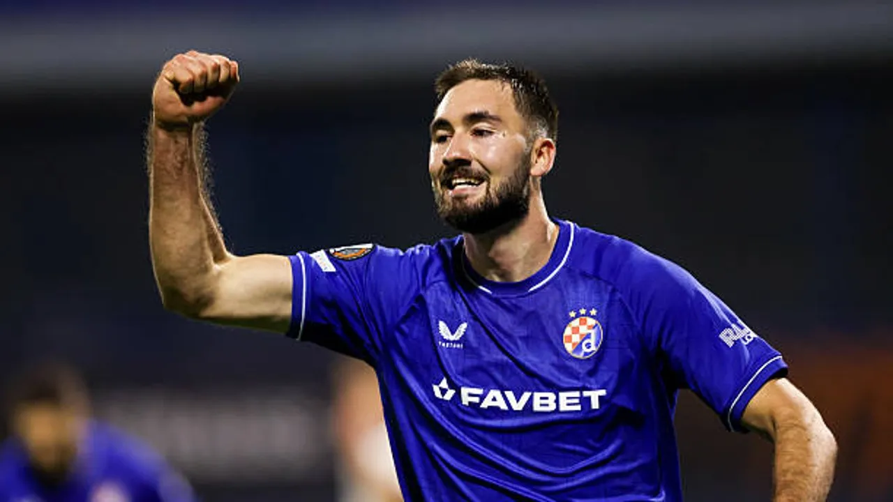 Everton membidik penyerang Dinamo Zagreb, Dion Beljo, pada bursa transfer Januari mendatang demi mengatasi krisis gol