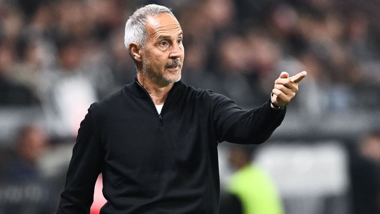 Frankfurt Amankan Tiket 16 Besar DFB Pokal, Adi Hutter Puas
