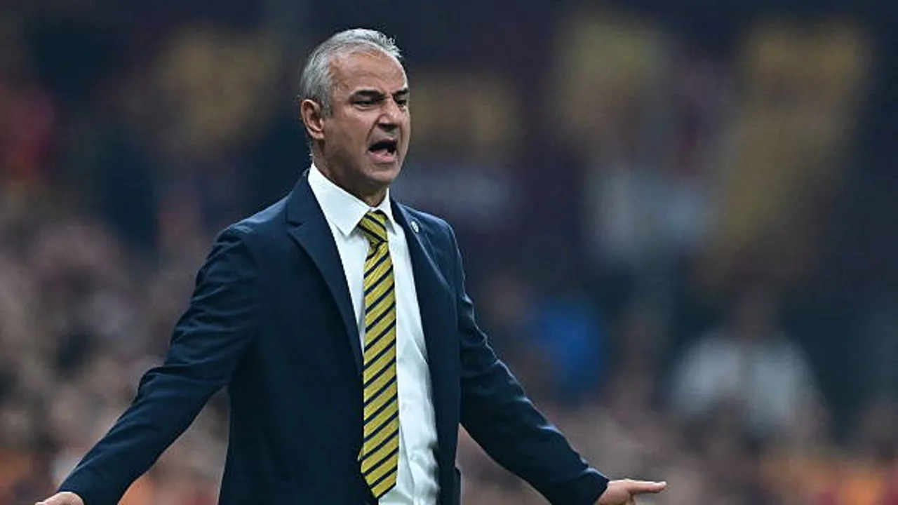 Ismail Kartal memutuskan mundur usai Fenerbahce menelan kekalahan pahit dari Galatasaray pada laga Intercontinental Derby