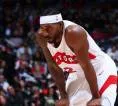Kawhi Leonard Absen Akibat Pembengkakan Lutut Kiri