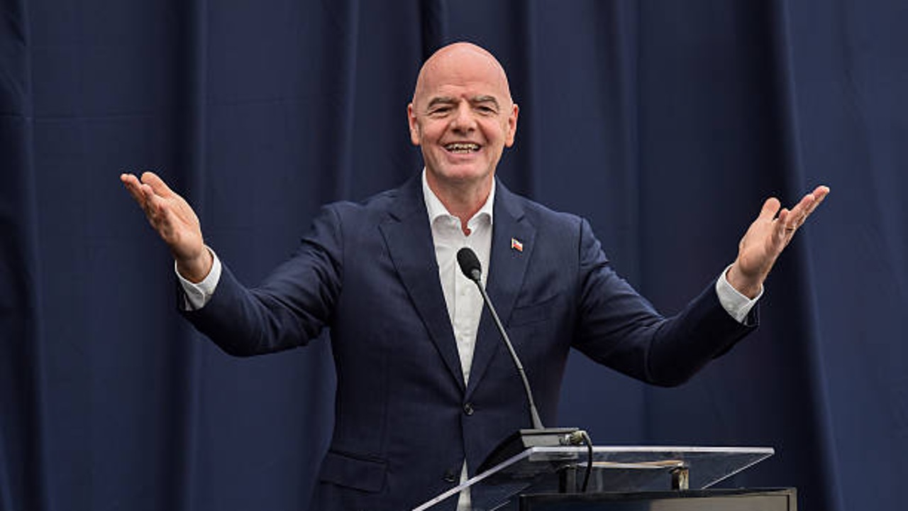 Noel Mooney Tegaskan FAW Tetap Desak Gianni Infantino Mundur dari FIFA