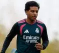 Selangkah Lebih Dekat ke Lapangan, Rodrygo Goes Pamer Progres Pemulihan