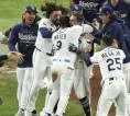 Tampa Bay Rays Tekuk Brewers di Gim 4 untuk Bertahan di World Series