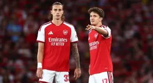 Update Cedera Arsenal: Tzolis, Calafiori, Rice, dan Lainnya