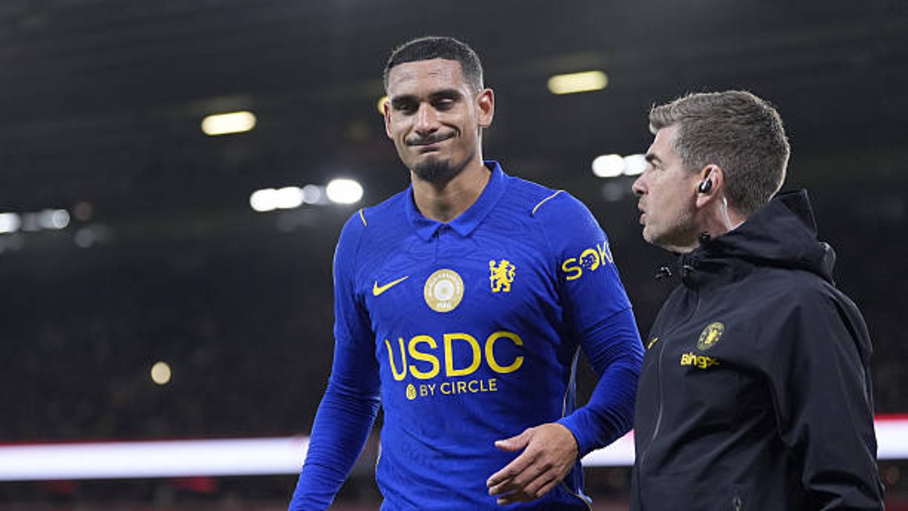 Badai Cedera Chelsea Bertambah, Maxence Lacroix Alami Masalah Hamstring