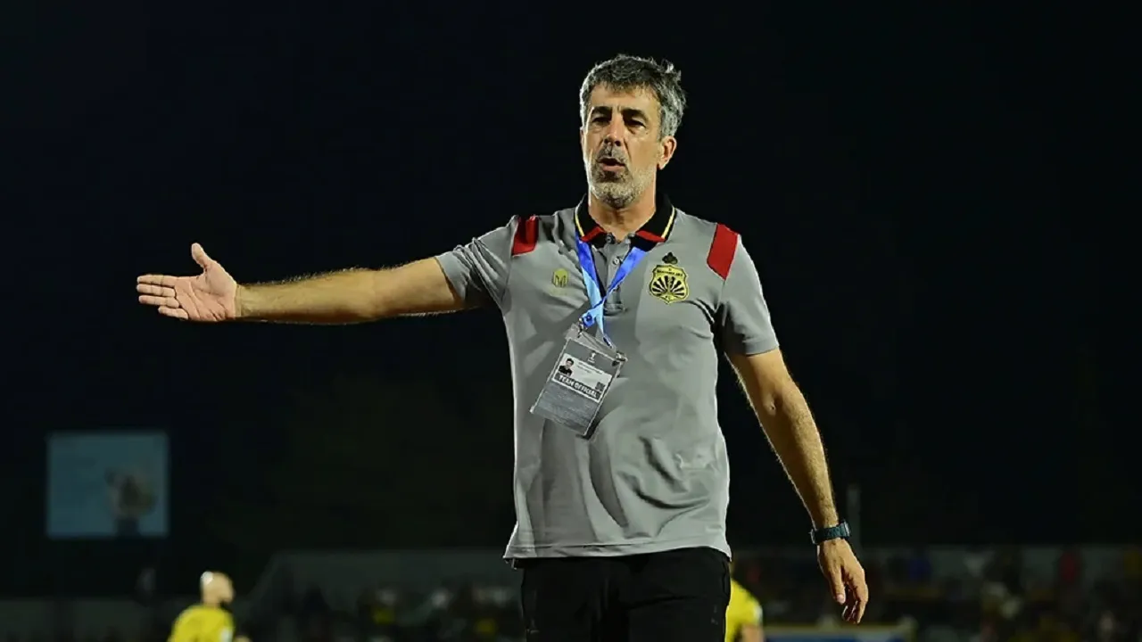 Pelatih Bhayangkara FC, Oscar Bruzon