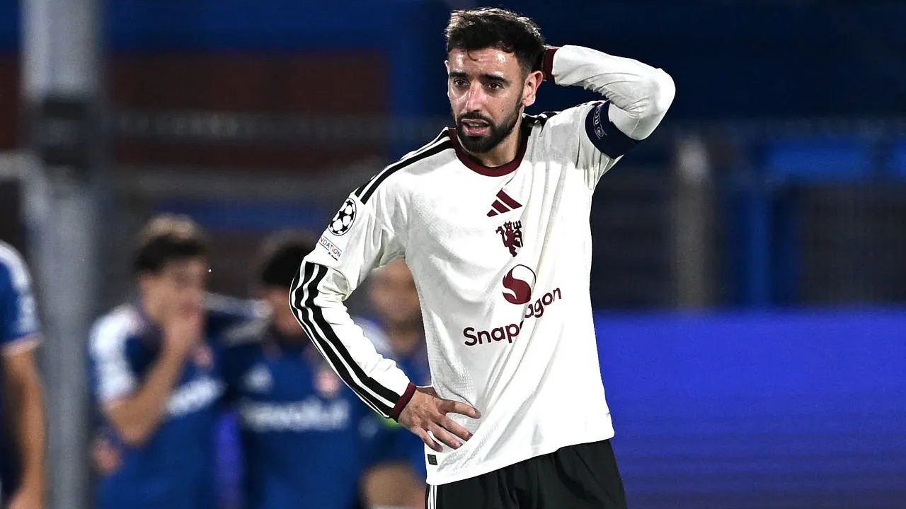 Bruno Fernandes Berpeluang Kembali Starter, Carrick Siap Akhiri Konflik