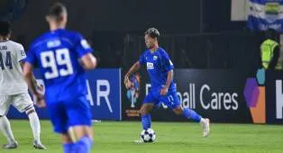 Gakuto Notsuda Debut, Pelatih Persib Bantah Fokus ke ACL-2