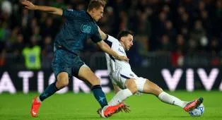 Inter Tundukkan Venezia 2-0, Raih Kemenangan Dramatis di Serie A