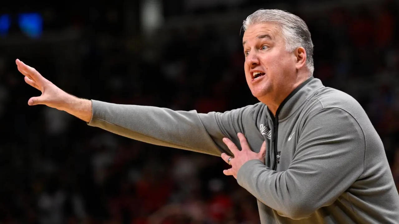 Matt Painter akan menerima kenaikan gaji menjadi 7 juta dolar AS untuk musim mendatang, dari sebelumnya 5,2 juta dolar AS. (Foto: AP)