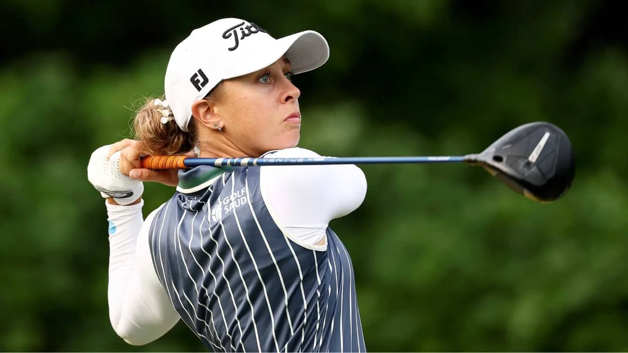 Usai putaran pertama Maybank Championship, Pauline Roussin-Bouchard unggul satu pukulan atas Sophia Schubert dan Miyu Yamashita. (Foto: Golf Digest)