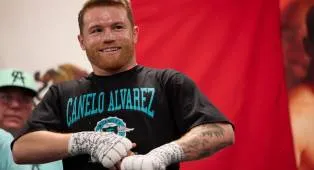 Terence Crawford Prediksi Canelo Alvarez Bakal Rebut Sabuk WBC Mbilli