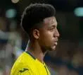 Tottenham Saingi Tiga Raksasa EPL Dalam Perburuan Bek Kanan Villarreal