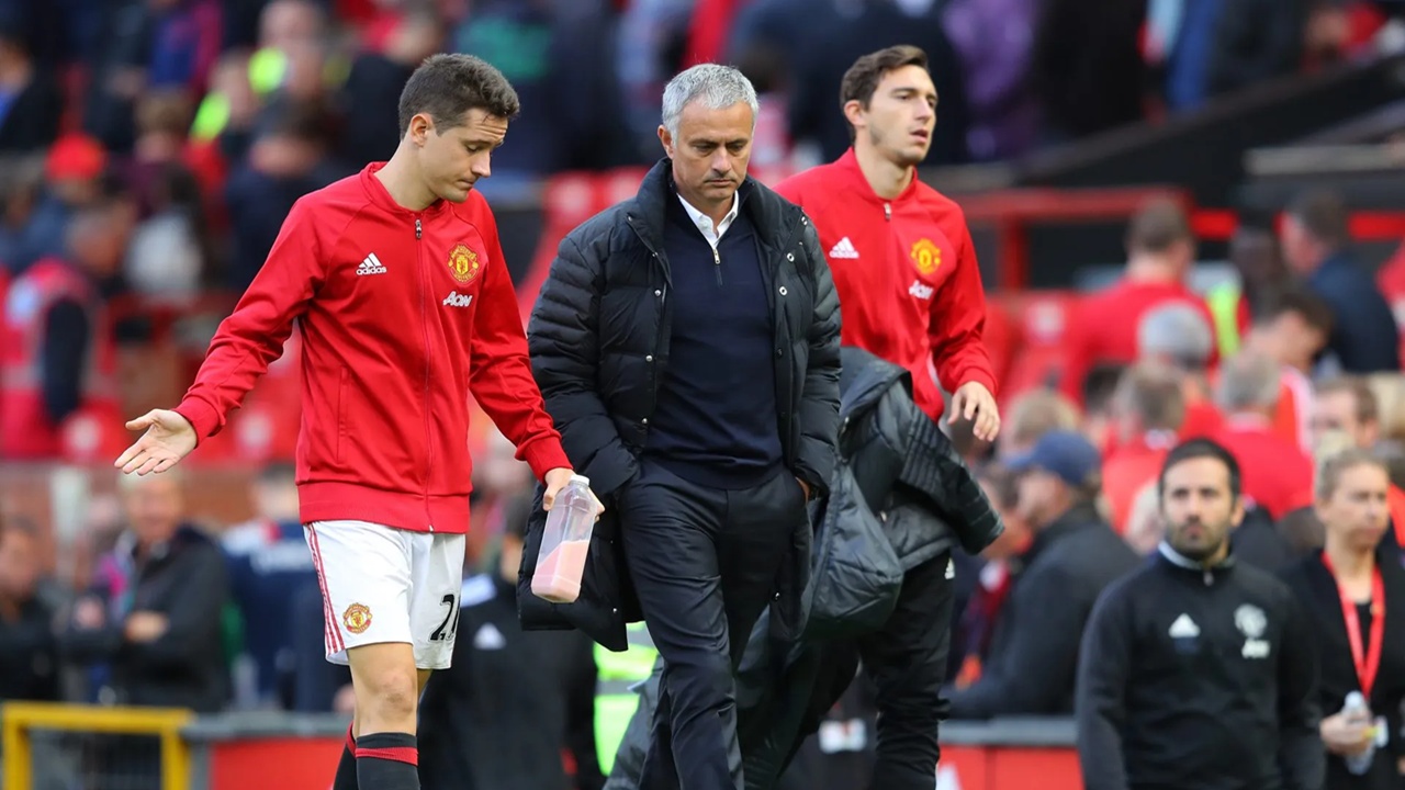 Ander Herrera Yakin Mourinho Bisa Bangkitkan Kejayaan Real Madrid