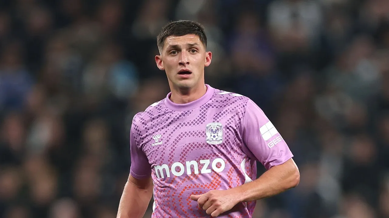 Frank Lampard membeberkan kondisi Bobby Thomas yang meragukan membela Coventry City saat menghadapi Sunderland