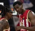 Christian Koloko Cetak Rekor Blok saat Debut Bersama Crvena Zvezda