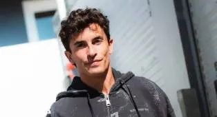 Enggan Pusingkan Martin, Marc Marquez Fokus Pada Diri Sendiri