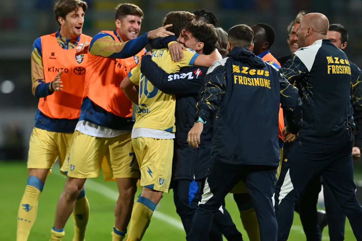 Frosinone Gulung Lecce 5-1, Melesat ke Zona Eropa Serie A - sumber: (footballitalia)