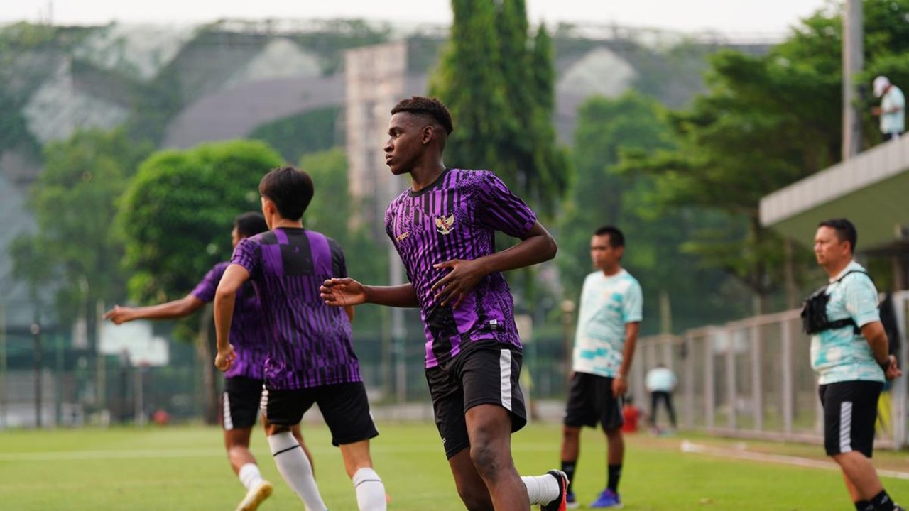 Nova Arianto Buka Peluang Ousmane Camara dan Joshua Baker ke Timnas U-20