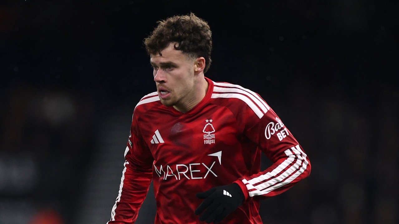 Oliver Glasner Konfirmasi Neco Williams Fit Lawan Brentford