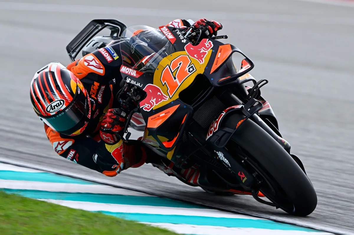 Vinales: “Bebas Nyeri, Performa Meningkat” di MotoGP Malaysia - sumber: (motorsport)