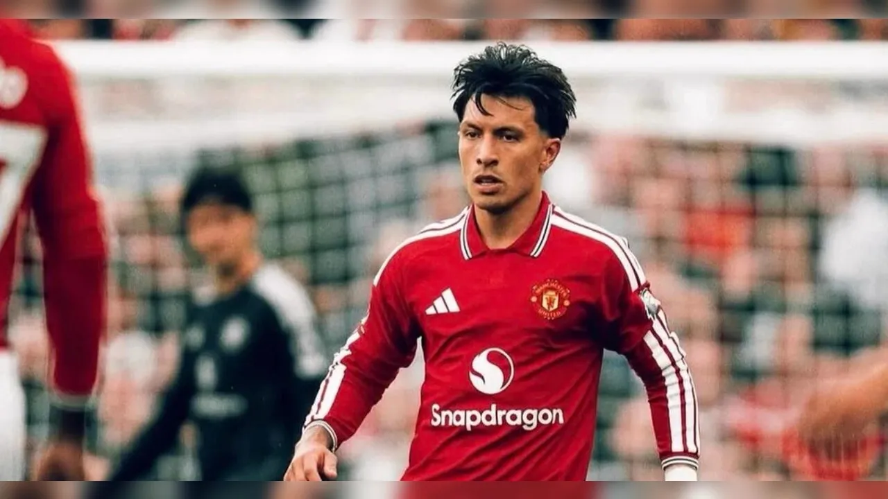 Atletico Madrid Saingi Barcelona Dalam Perburuan Bek Man United