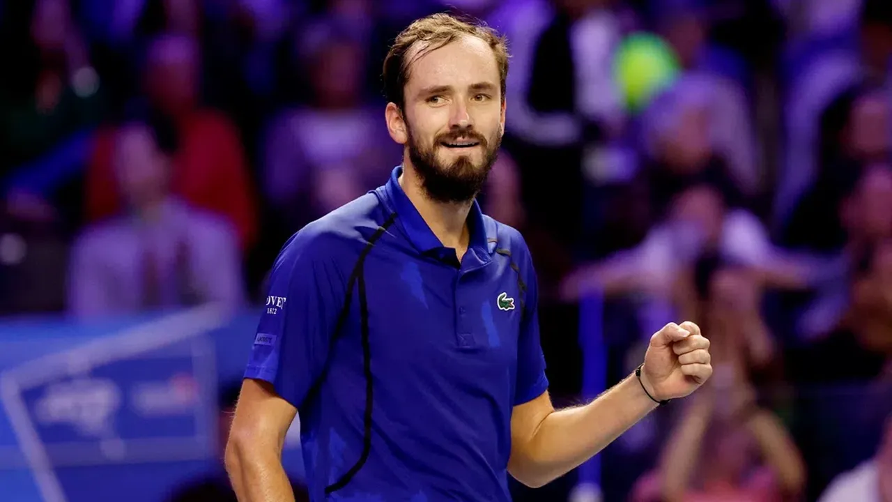 Daniil Medvedev Pastikan Diri Kembali Terkualifikasi Untuk Lakoni ATP Finals