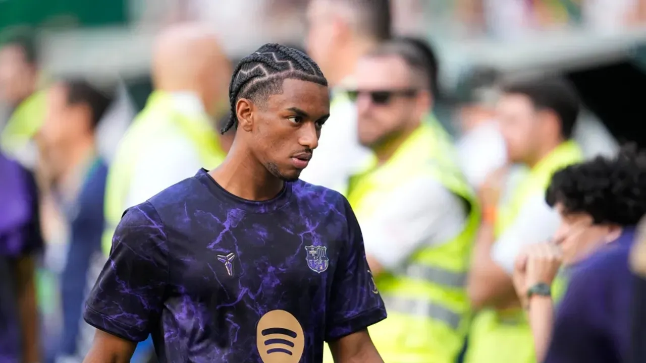 Hansi Flick Jelaskan Alasan Balde Belum Bermain