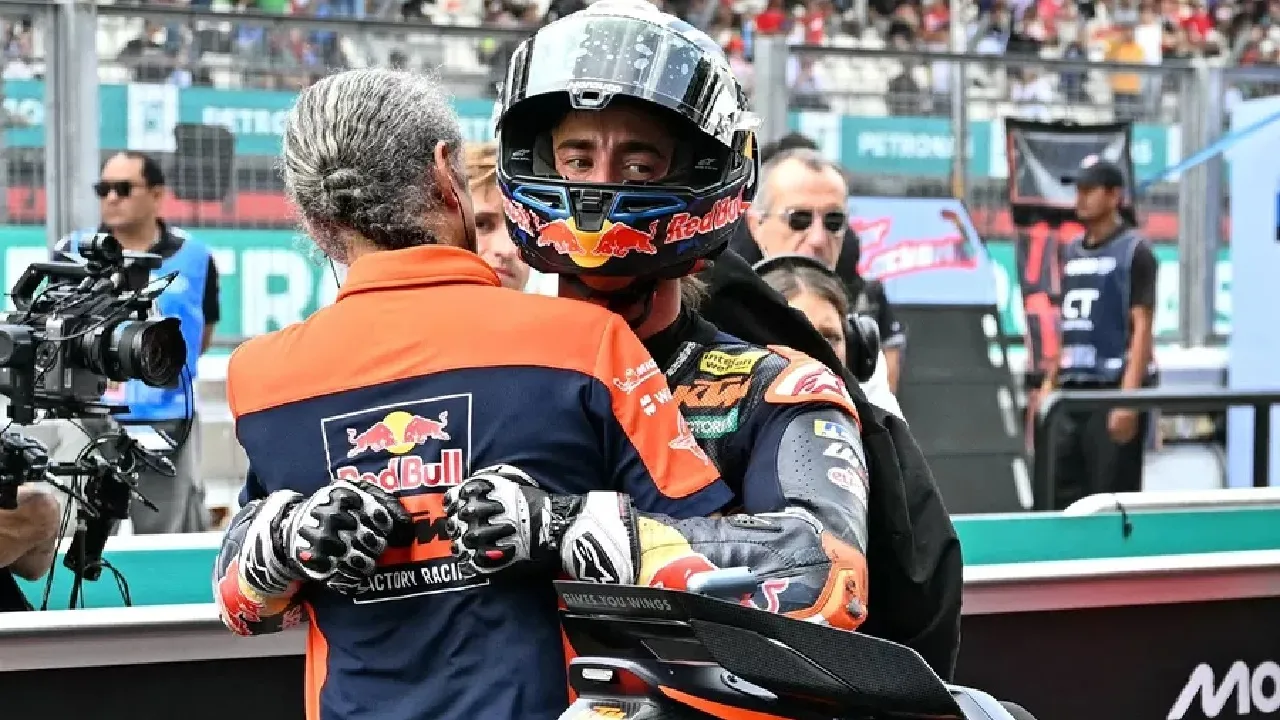 Pedro Acosta sukses memenangkan Sprint MotoGP Malaysia 2026.