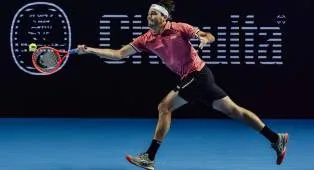 Lawan Cedera, Taylor Fritz Amankan Tiket Menuju Semifinal Di Basel