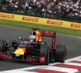 Max Verstappen Dikeluarkan dari Podium F1 Usai Insiden Vettel