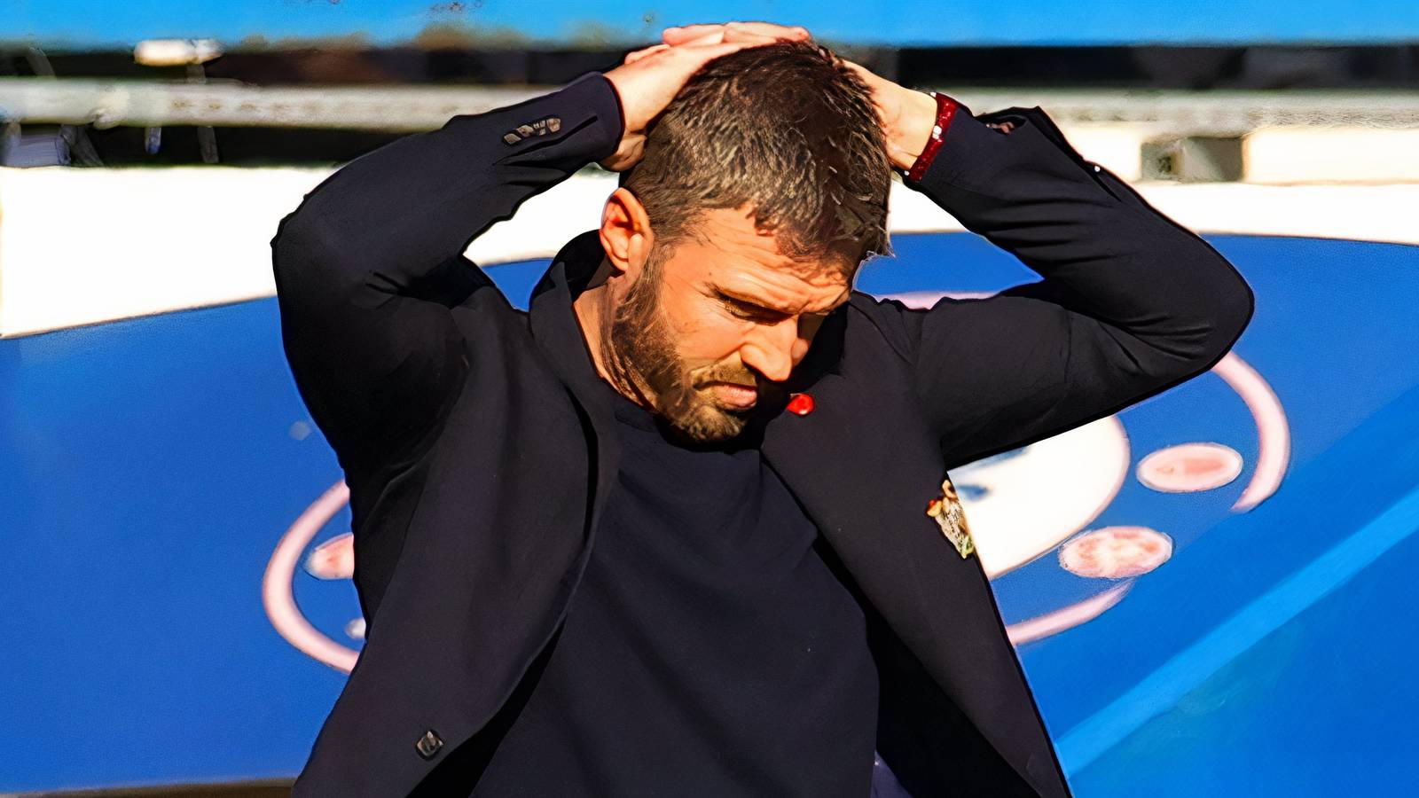 Michael Carrick Soroti Kartu Merah Lisandro Martinez Usai Insiden Kontroversial di Lapangan