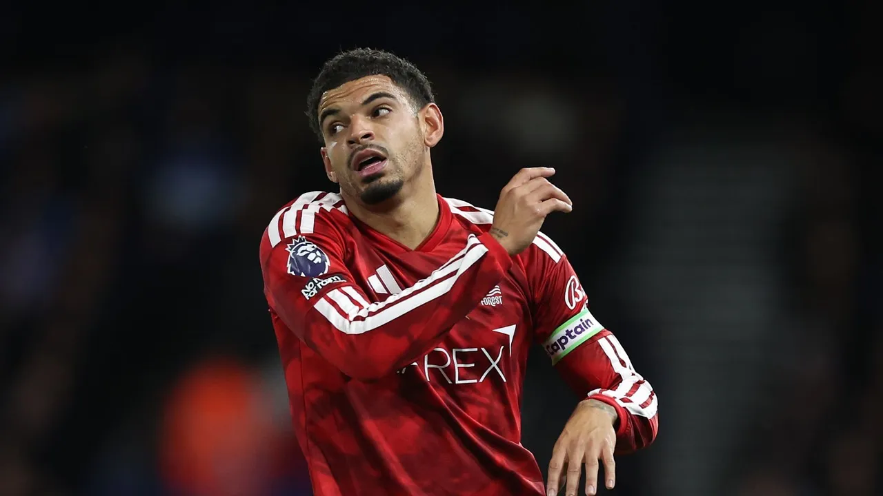 Oliver Glasner tanggapi insiden perampokan rumah Morgan Gibbs-White jelang laga tandang lawan Brentford
