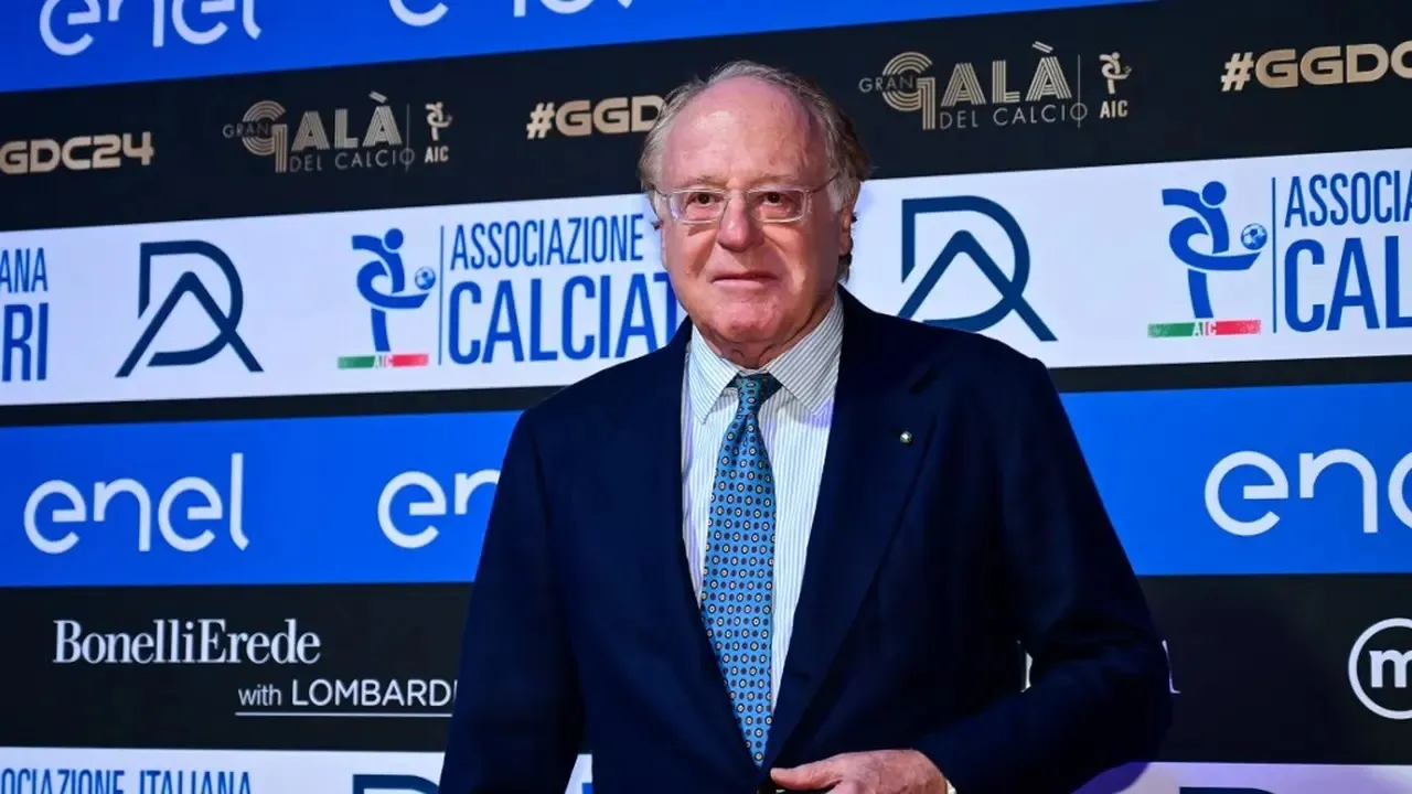 Paolo Scaroni: Proyek Stadion Beri Kepuasan Besar, Percaya Diri di Derby