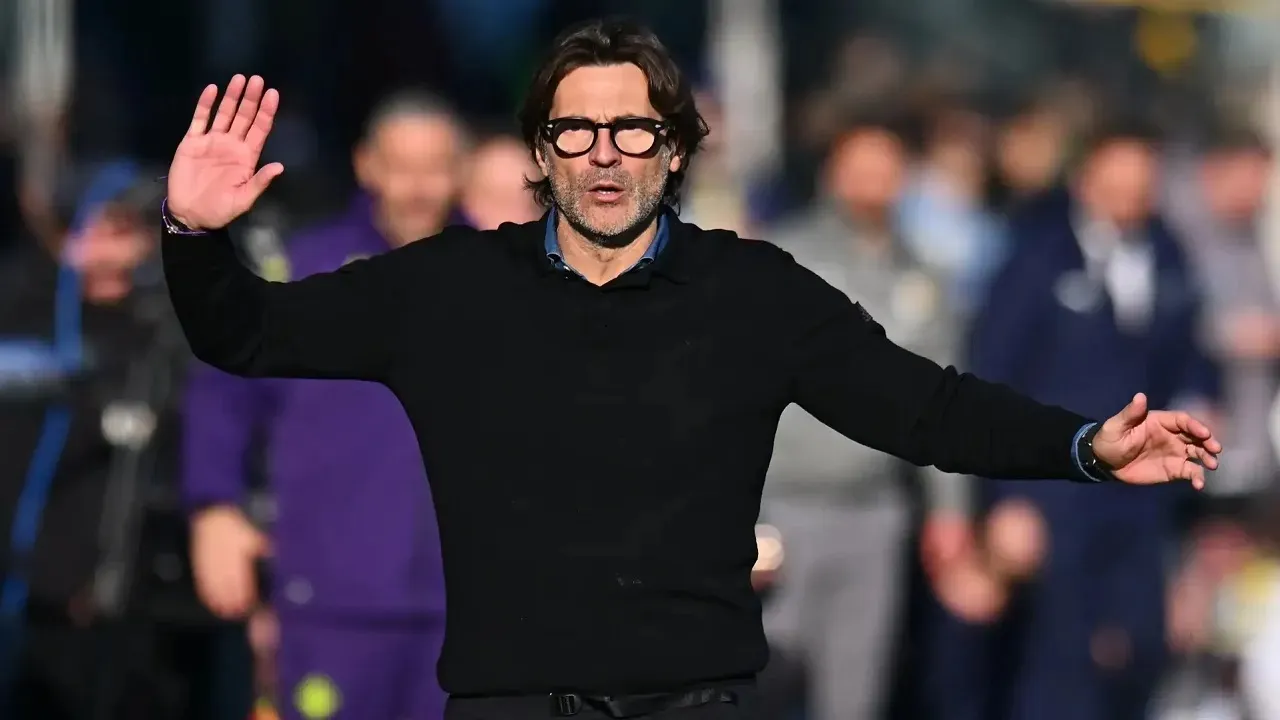 Paolo Vanoli Kecewa Dengan Lini Pertahanan Fiorentina Usai Imbang 2-2