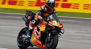 Pedro Acosta Tundukkan Marc Marquez di Sprint GP Malaysia