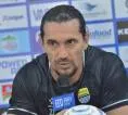 Persib Enggan Remehkan Isen Mulang Meski di Papan Bawah