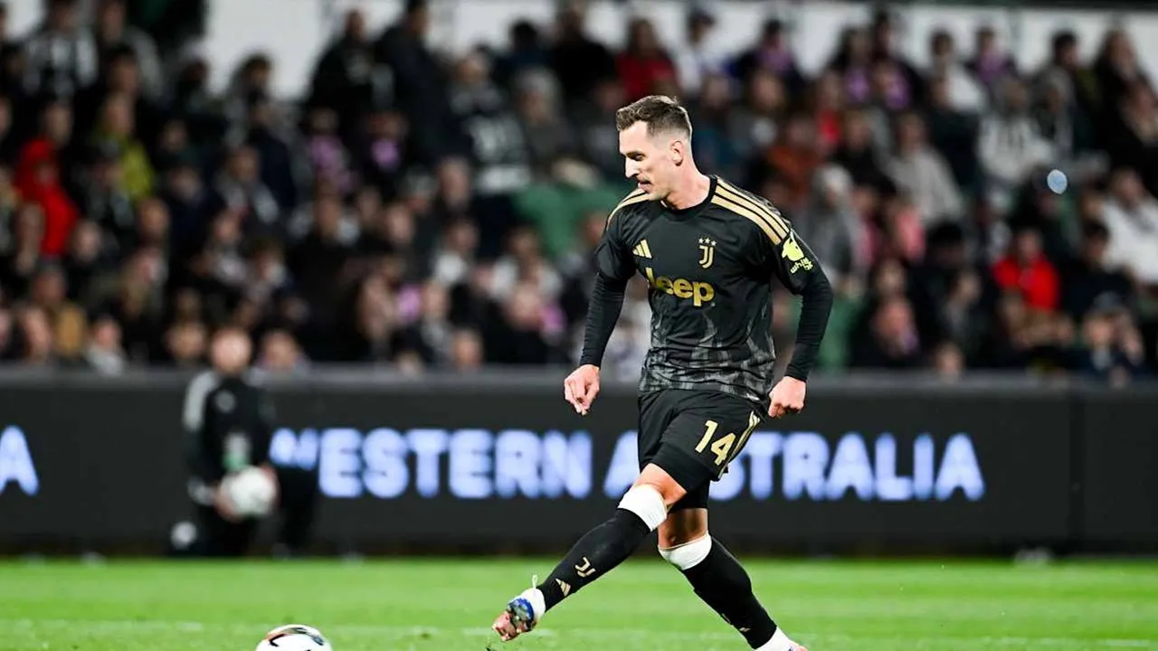 Selain Jeff Ekhator, Arkadiusz Milik Sudah Kembali Berlatih