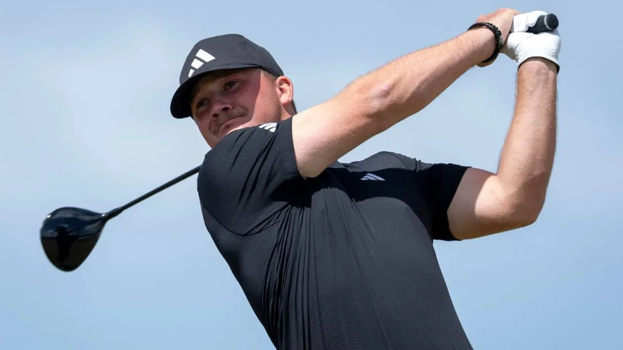 Zack Swanwick unggul dua pukulan menjelang putaran final, dengan tiket ke turnamen Masters dan The Open menjadi hadiah bagi sang juara. (Foto: Golf Digest)