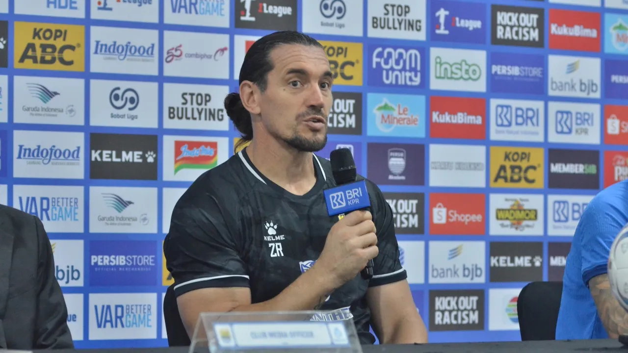 Asisten pelatih Persib, Zlatko Runje